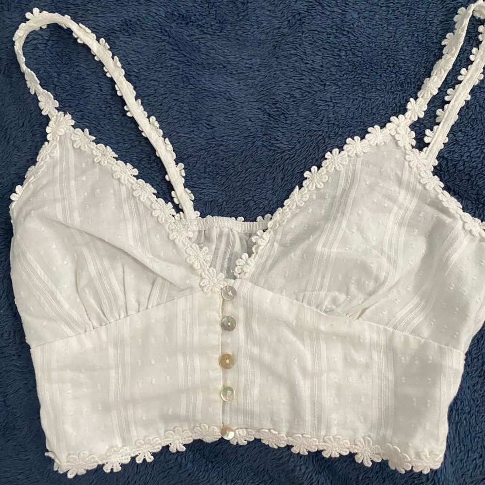 Kendall and Kylie Daisy Trim Tank: PacSun